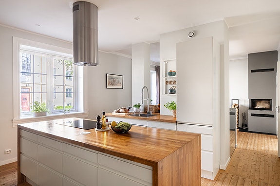 Joakim Sandum ønsker deg hjertelig velkommen til Brettevilles gate 31 B.