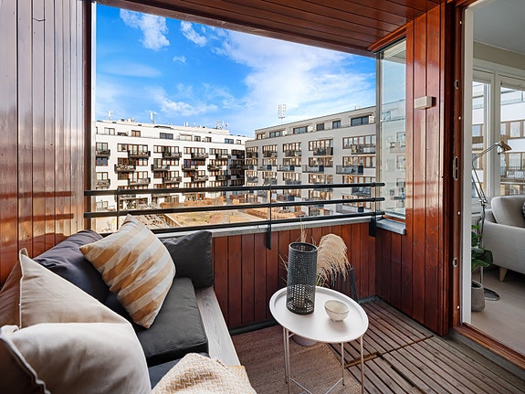 Velkommen til Lille Bislett 4, presentert av Schala & Partners avd. Bjørvika / Gamle Oslo ved Henrik Stråkander, tlf. 98 30 02 83.