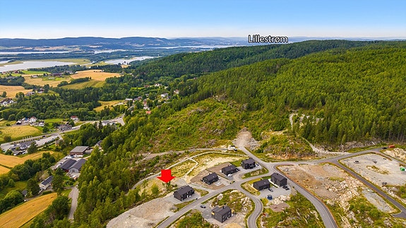 Flott boligtomt på Fjellsrudåsen med kort vei til Lillestrøm