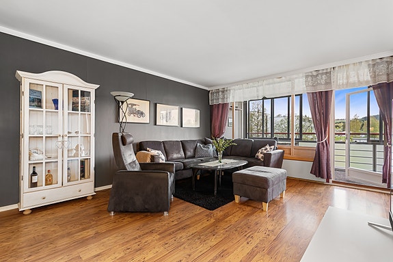 EiendomsMegler 1 ved Anders Keiseraas har gleden av å presnetere Kolstadflata 45 B.