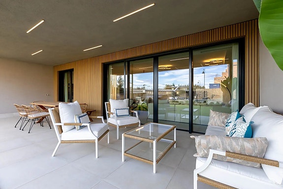 Fantastiske rekkehus med 4 soverom | Gangavstand til strand | Stor uteplass og terrasse