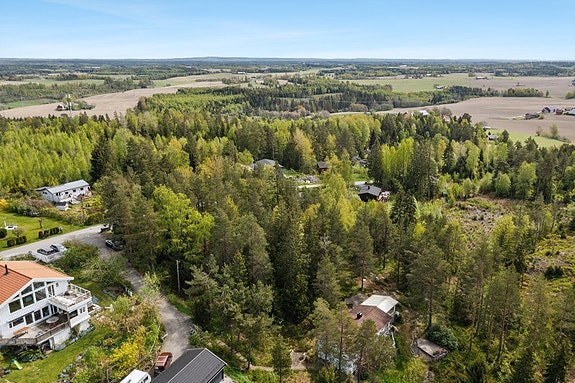 DNB Eiendom v/Joachim Norum Larsen (414 65 594) ønsker velkommen til Haveråsveien 21 A og B!