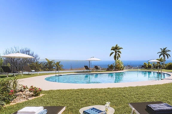 Penthouse med 3 soverom og 2 bad | Stor terrasse og takterrase | Panoramautsikt!