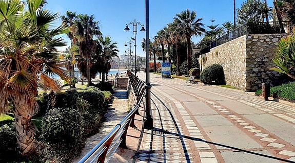 Penthouse med 3 soverom og 2 bad | Stor terrasse og takterrase | Panoramautsikt!