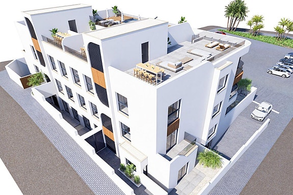 Penthouse-leilighet med 3 soverom og takterrasse | Fellesområde med basseng | Parkering