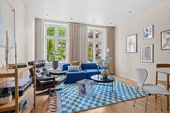 Simon Barood (467 97 302) v/DNB Eiendom har gleden av å presentere Dælenenggata 38D!