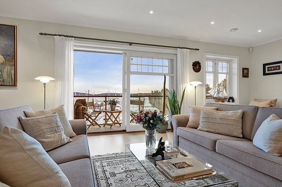 Sandviksveien 124 v/Christian A. Aamodt - Sem og Johnsen