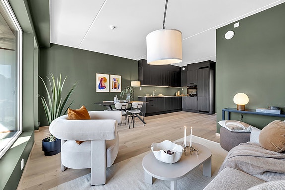 Velkommen til Idrettsgata 28, leil. 602 - en splitter ny 3 roms selveierleilighet i 6. etg. med god standard, vestvendt balkong og heis til alle etasjer