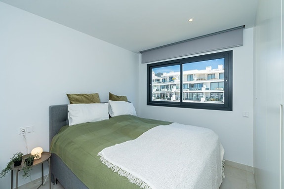 Unik hjørne-penthouse med hele etasjen for seg selv - Solrik, romslig og eksklusiv - 3 soverom og 2 bad