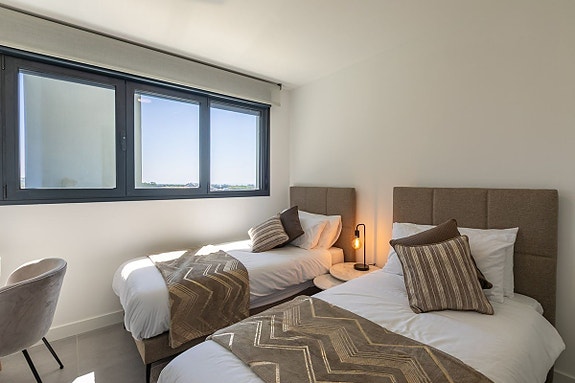 Eksklusiv toppetasje med takterrasse, panoramautsikt og høy utleieavkastning - Møblert!