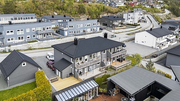 - W Eiendomsmegling v/ Ben Inge Rasmussen har gleden av å presentere Fagerlia 18 -