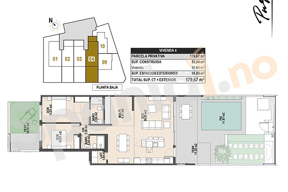 Strøken leilighet med 3 soverom og 2 bad | Nydelig uteområde med eget basseng | Parkering