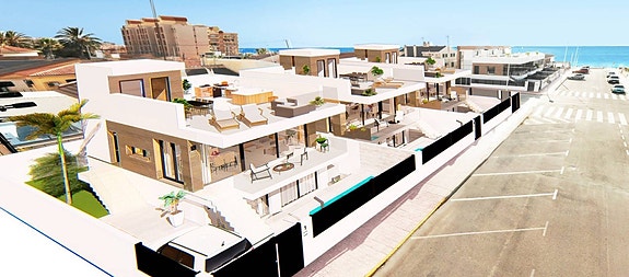 SOLGT! Eksklusive villaer 70 meter fra stranden i La Mata - med havutsikt, basseng og takterrasse - 4 soverom