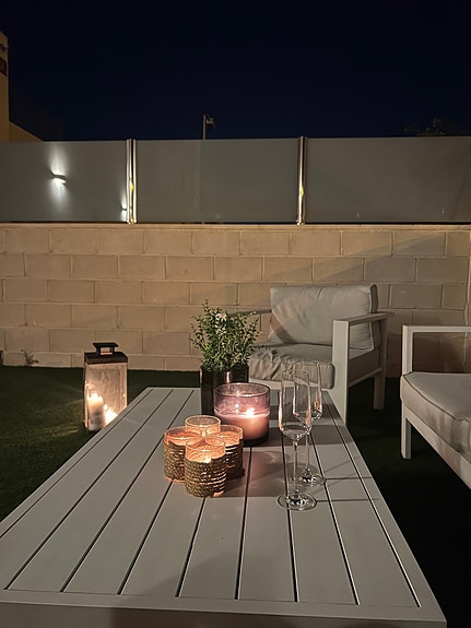 Eksklusiv villa med 4 soverom, eget basseng og takterrasse i populære La Zenia