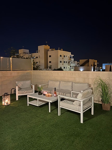 Eksklusiv villa med 4 soverom, eget basseng og takterrasse i populære La Zenia