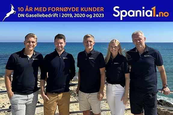 Eksklusiv villa med 4 soverom, eget basseng og takterrasse i populære La Zenia