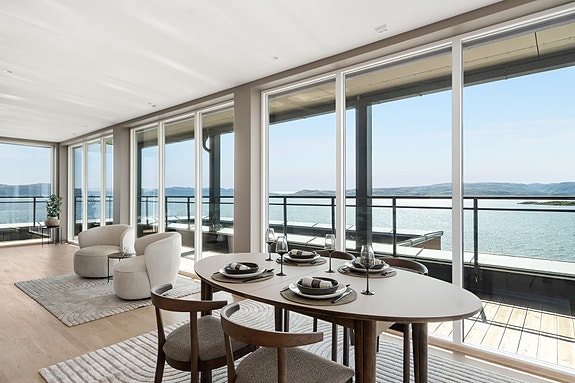 Velkommen til toppen av skyline Brekstad! Du finner ingenting lik akkurat denne leiligheten. One of a kind. Og nå kan den bli din!