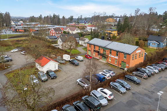 Skolegata 16 ,midt i hjerte av Askim sentrum, er nå til salgs