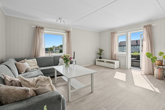 DNB Eiendom v/ Julie Kihle Kristiansen har gleden av å presentere Ekornveien 11!