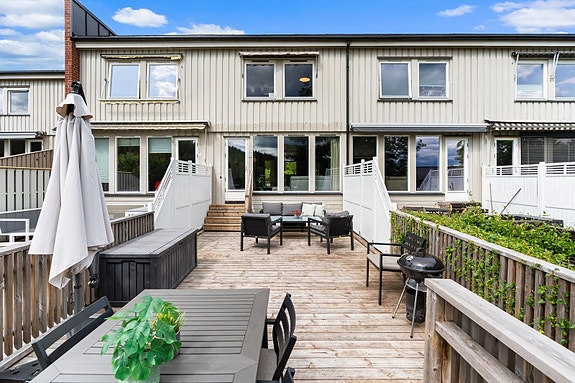 Velkommen til Øvre Nygård 13 E, presentert av Magnus Gjellan i Nordvik Bolig!