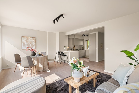 Hillerenveien 75A presenteres av Tarek Bergfjord ved Bergby & Partners.