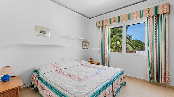 SOLGT! Frittliggende villa med utleiedel og basseng   kun 200 meter fra La Zenia-stranden