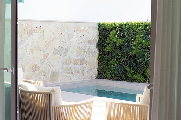 Bolig til sommeren? Rålekker hjørne-leilighet med 3 soverom  | Kun 400 m til nydelig strand | Må sees!