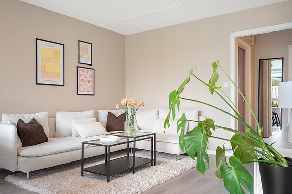 Velkommen til Loddefjordveien 38! Presentert av Eiendomsmegler Norge v/Nicolas dos Santos.