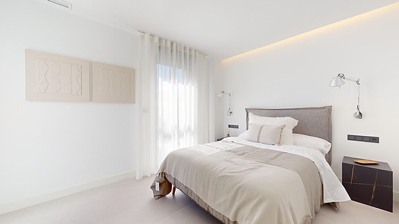 Nydelig villa med 3 soverom og 3 bad | Stort uteområde med basseng | Utsikt!!