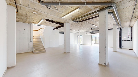 Nydelig villa med 3 soverom og 3 bad | Stort uteområde med basseng | Utsikt!!