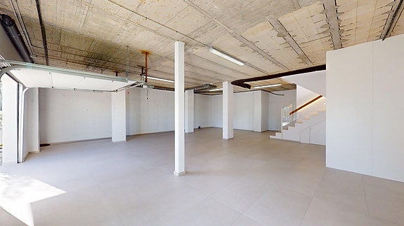 Nydelig villa med 3 soverom og 3 bad | Stort uteområde med basseng | Utsikt!!