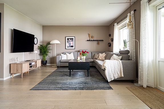 Velkommen til Alexander Kiellands gate 12B! - Romslig 3-roms med balkong og parkeringsplass.