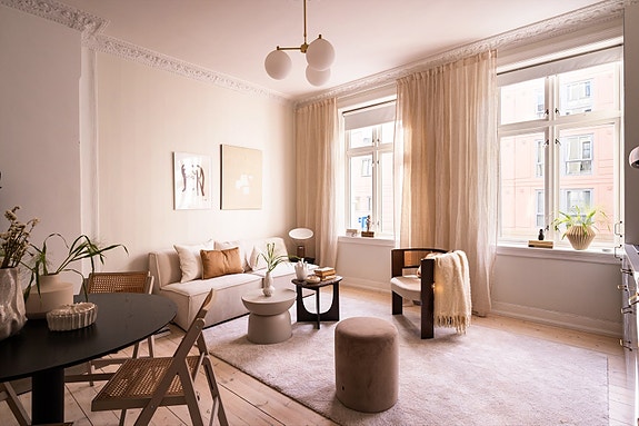 Francis Johansson-Merrick v. Emera Eiendomsmegling ønsker velkommen til Rathkes gate 7B.