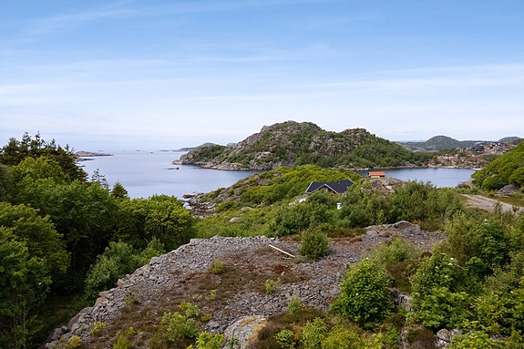 EiendomsMegler1 v/Kjetil Elle har gleden av å presenterer Bådnesveien 14