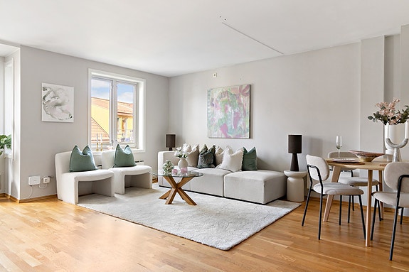 Velkommen til Konows gate 19E, presentert av Birgitte Græsholt.