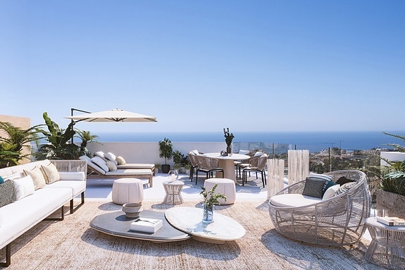 Nydelig havutsikt | Ny Penthouse-leilighet med 3 soverom og 2 bad | Stor terrasse og takterrase