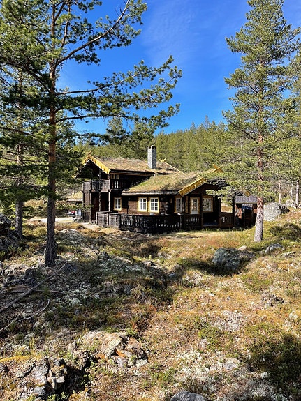 Privatmegleren Hallingdal v/ Merethe Jonsen har gleden av å presentere Pegstigen 6! (bilde tatt av selger)