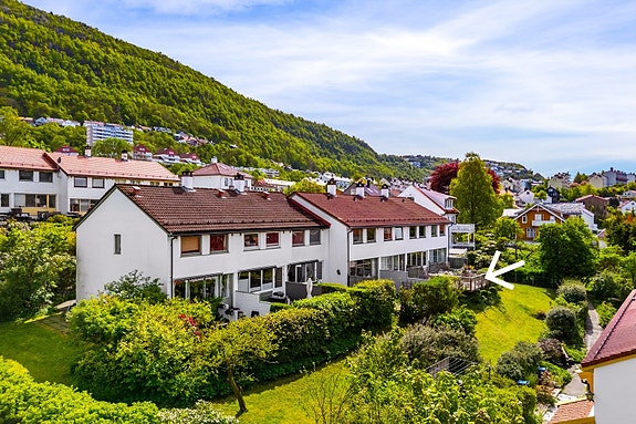 Velkommen til Nordahl Rolfsens vei 10B- presentert av Therese Schutz Pettersen i Eiendomsmegler Norge