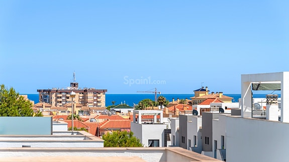 SOLGT! Sørvendt toppleilighet med privat jacuzzi på takterrassen | Populært kompleks - Oasis Beach