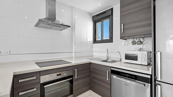 SOLGT! Sørvendt toppleilighet med privat jacuzzi på takterrassen | Populært kompleks - Oasis Beach