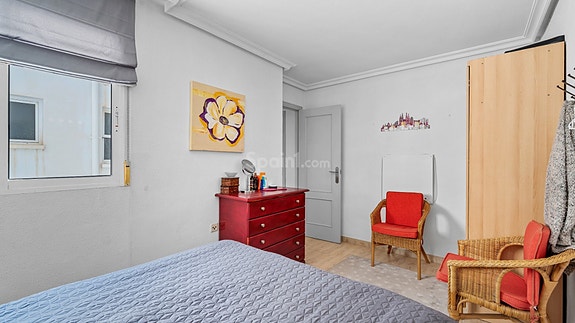 Leilighet med 3 soverom | Gangavstand til strender | Selges fult møblert