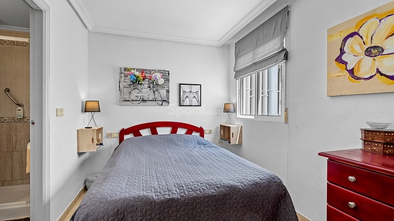 Leilighet med 3 soverom | Gangavstand til strender | Selges fult møblert