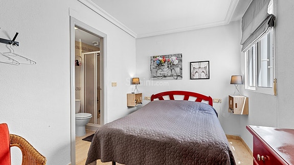 Leilighet med 3 soverom | Gangavstand til strender | Selges fult møblert