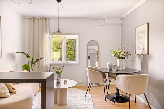 - Velkommen til denne superkoselige leiligheten i Sandviken! -