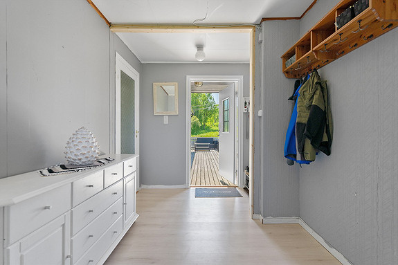 Yttergang med gode oppbevaringsmuligheter