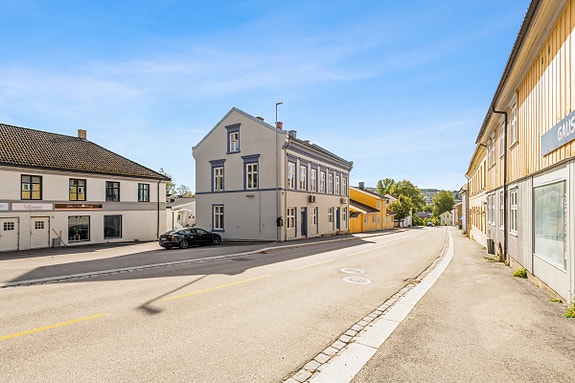 Velkommen til Storgata 72 - en flott og sentrumsnær leilighet!