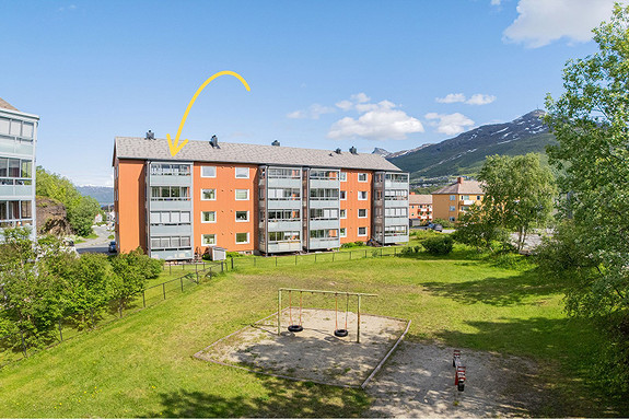 Andelsleiligheten ligger i et rolig og attraktivt boligområde
