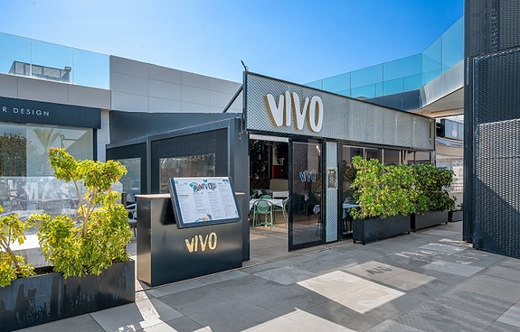 Kort spasertur til cafe og restauranter