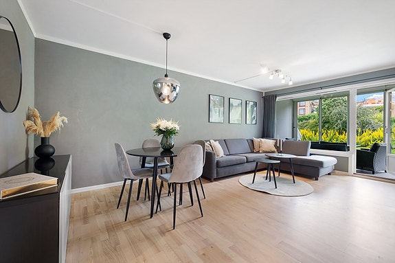 Velkommen til Åsane Senter 9- presentert av Stian Sjøstrand Hansen v/Eiendomsmegler Norge