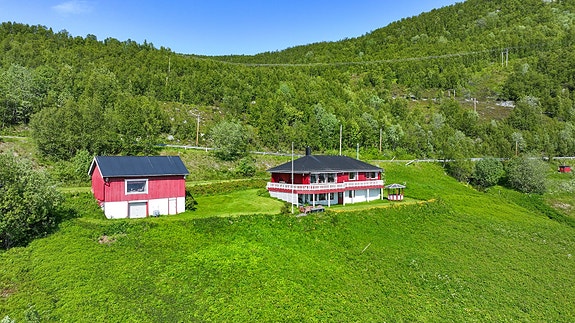 Velkommen til Lamvikveien 37